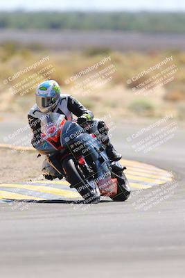 media/Sep-25-2023-Moto Forza (Mon) [[81ffa65e0a]]/B-C Group/Session 3 (Turn 16)/